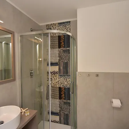 Hotel Cannes 3*