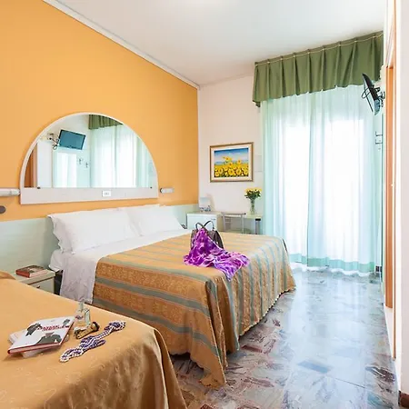 Cannes Hotel