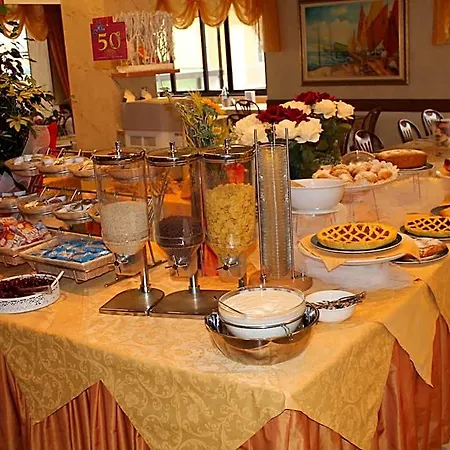 Cannes Otel Bellaria-Igea Marina
