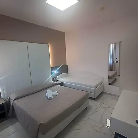 Otel Cannes 3*