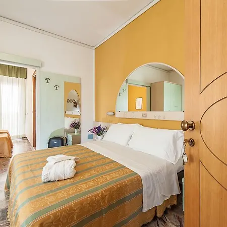 Cannes 3* بيلاريا-إيجيا مارينا